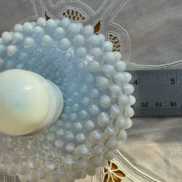 COPY - ⭐️Host Pick! 🌹⭐️ Vintage Hobnail opalescent perfume bottle w/stopper - Picture 9 of 11